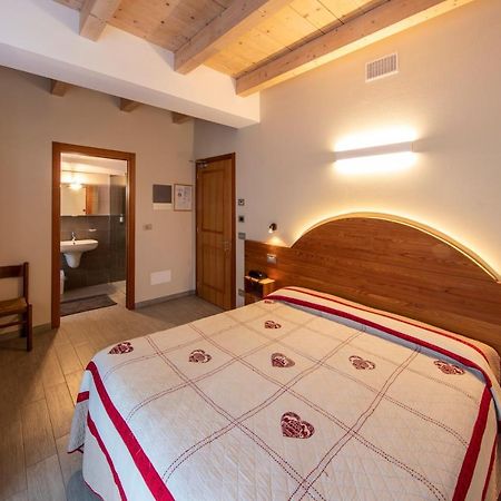Albergo Edelweiss - Larespa Кродо Екстер'єр фото