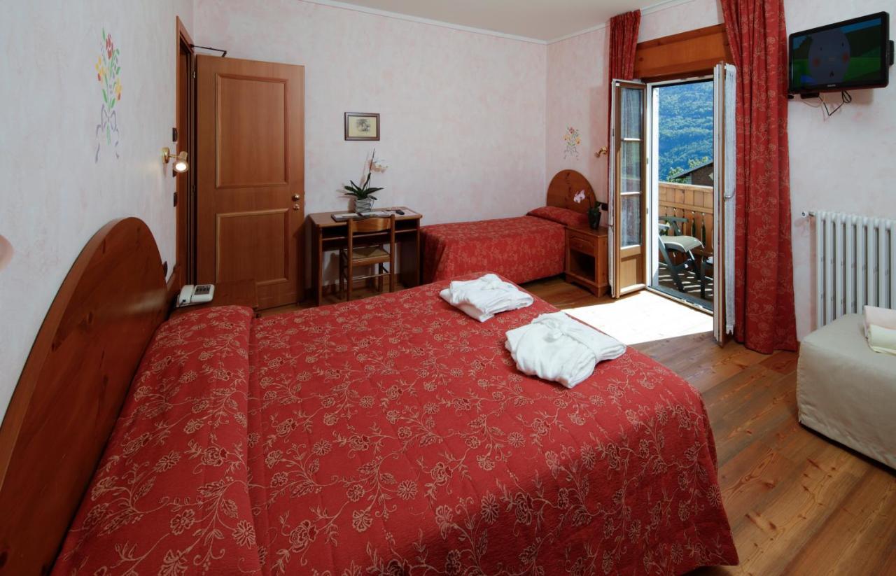 Albergo Edelweiss - Larespa Кродо Екстер'єр фото